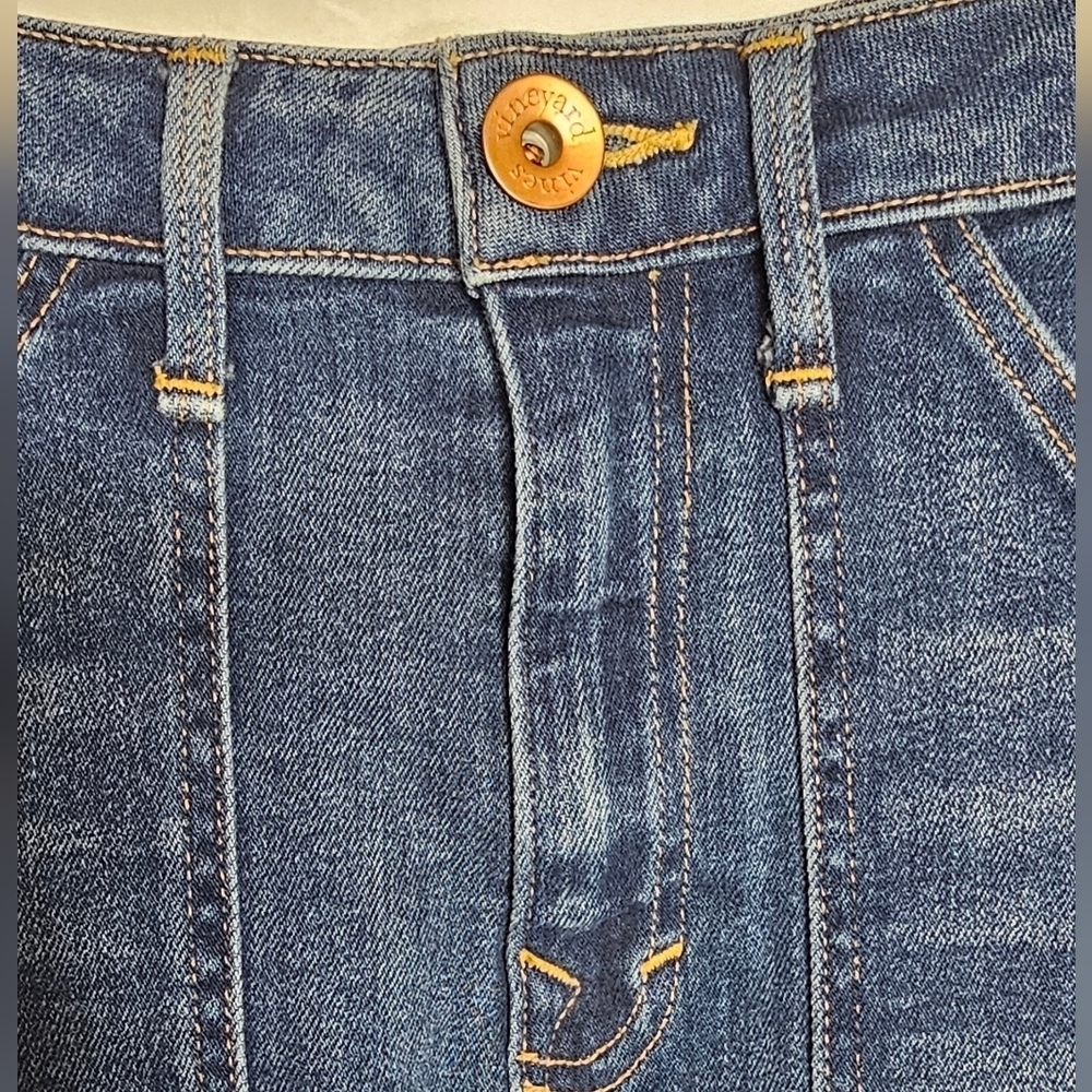 EUC Vineyard Vines Dark Wash Denim Mini Skirt Size 26. USA - Picture 4 of 8